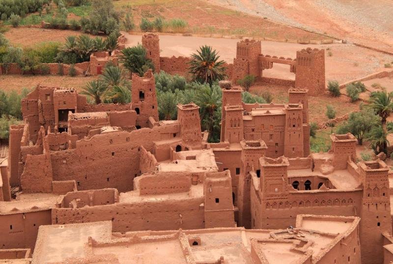morocco_ouarzazate_ait_ben_haddou_medieval_kasbah_built_in_adobe_1